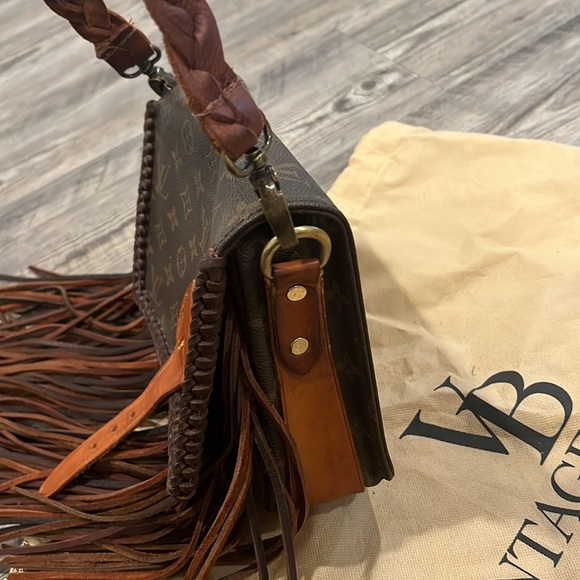 Louis Vuitton Brown and Tan Crossbody Bag - Picture 10 of 16